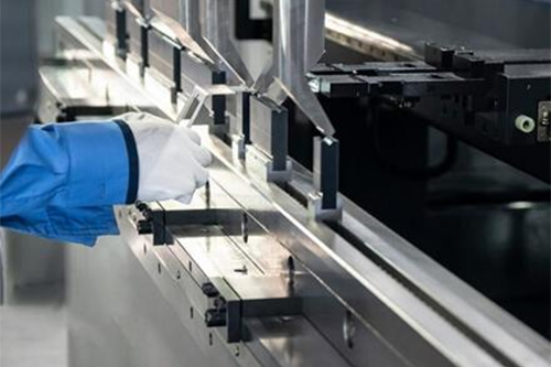 Изгибающий сервис